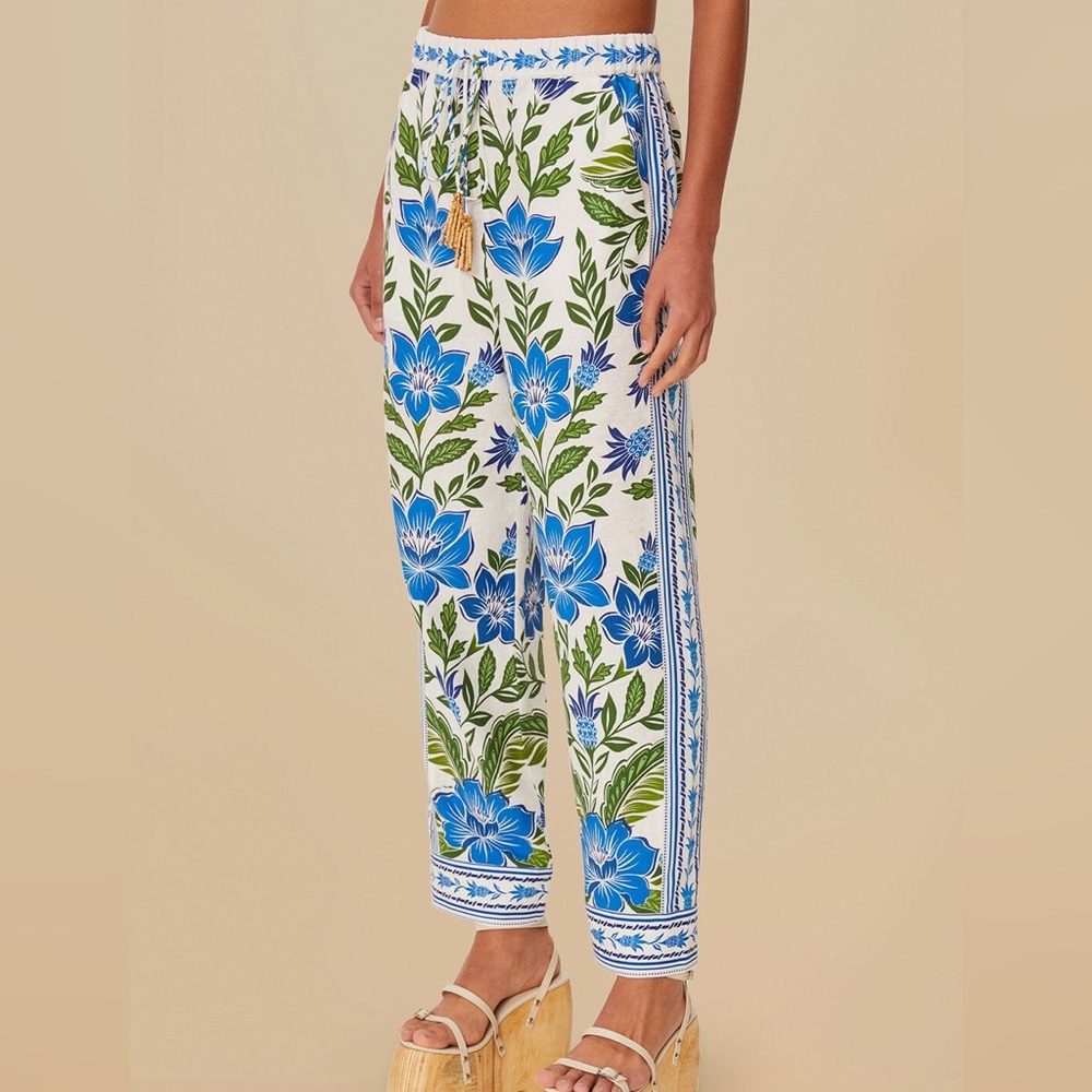 FARM Rio Off-White Tropicance Lenzing Ecovero Euroflax Pants Size Small NWT